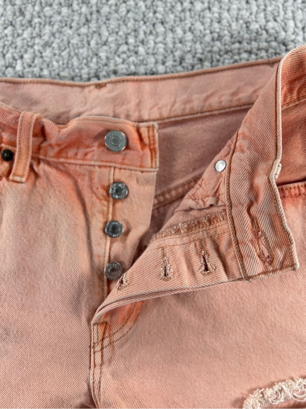 Levi 501 Coral/Orange Raw Hem Denim Cutoff Mid-rise Shorts boho Size 27 - Picture 13 of 16